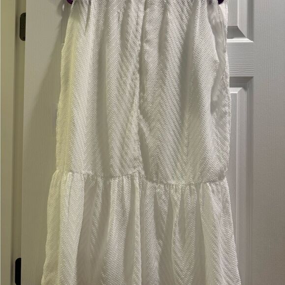 Elegant White Women's dress - Picture 2 of 7